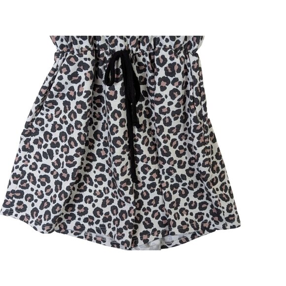 Pink Lily Women size S Animal Print Jumpsuit Romper Safari Leisure Lounge Outfit - Picture 3 of 11